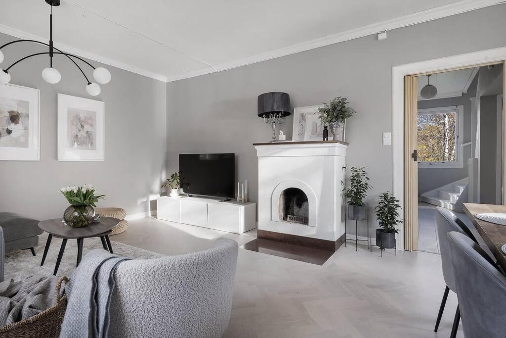 Amazing Family Home In ストックホルム エクステリア 写真