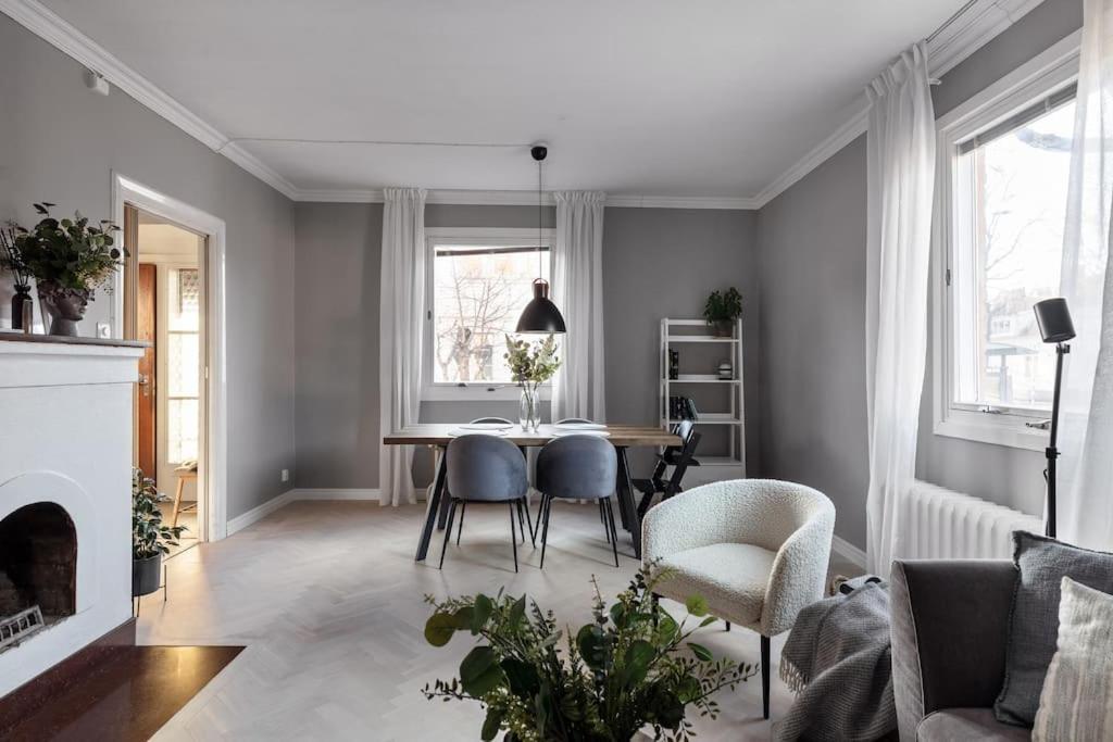 Amazing Family Home In ストックホルム エクステリア 写真