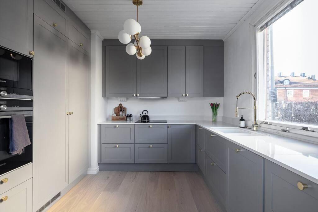 Amazing Family Home In ストックホルム エクステリア 写真